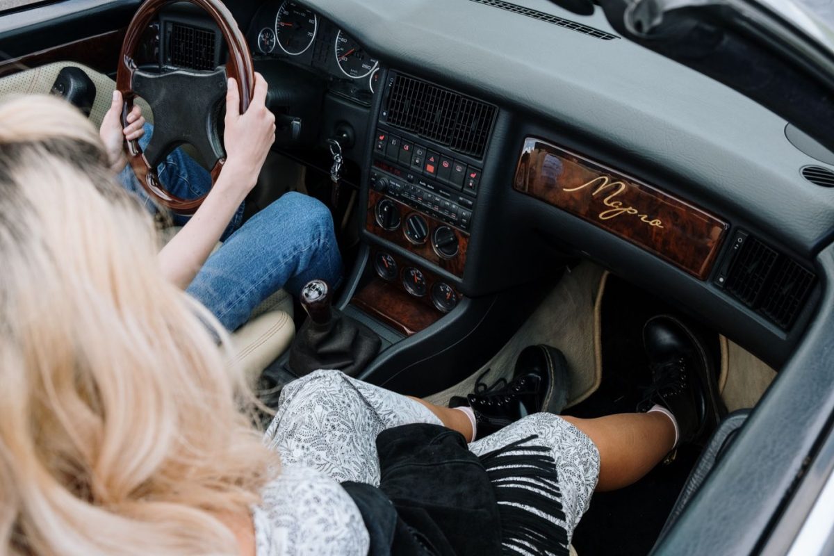 Conseils pour conduire et sécuriser une voiture classique